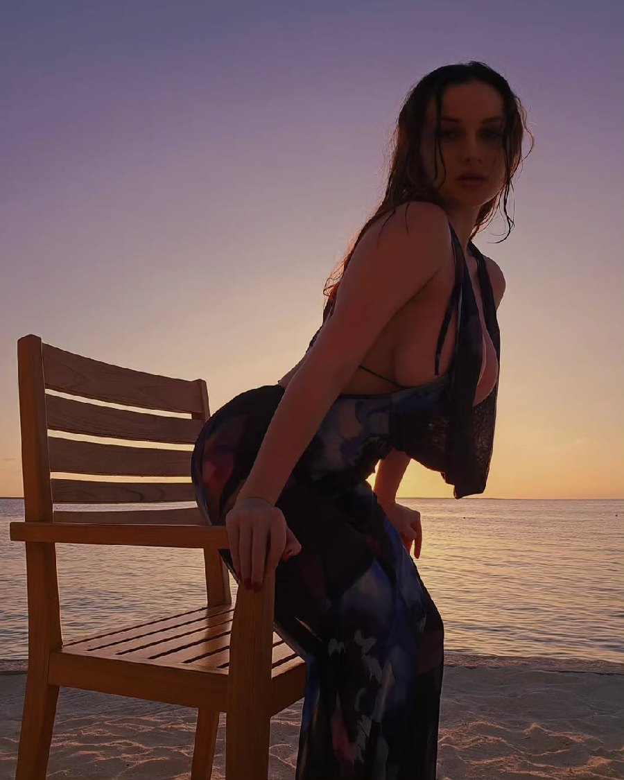 Sexy girl Miranda Faith nude in Shaoxing